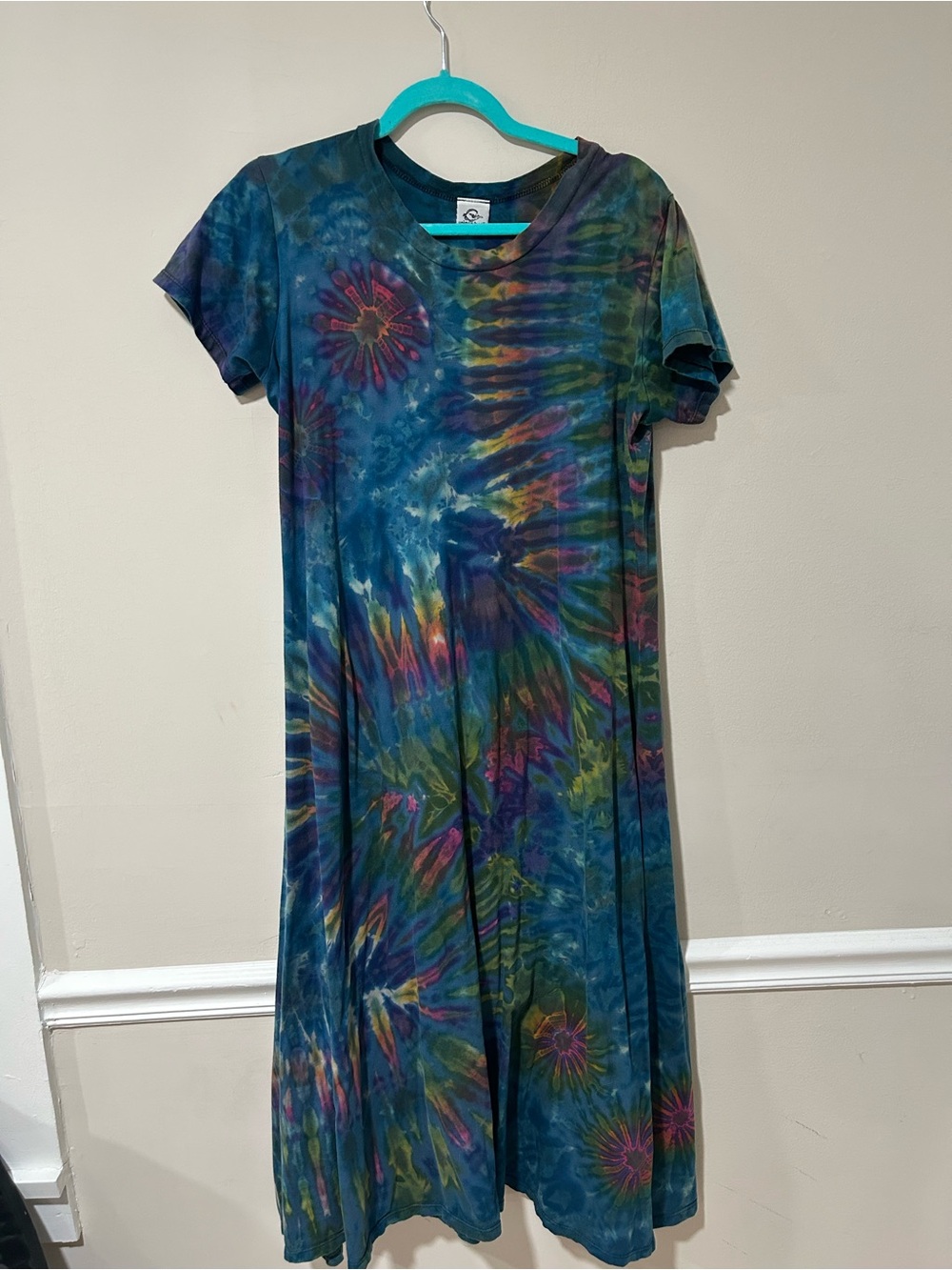 Unique Batik Tie-Dye Blue Multicolor Short-Sleeve Dress